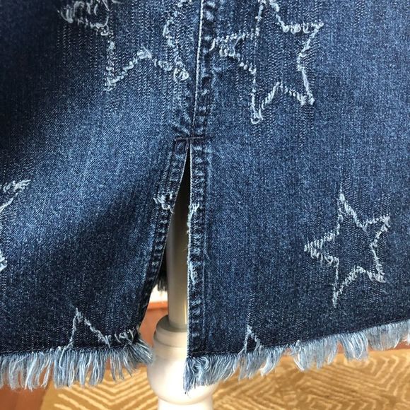 Jean Skirt STARS Frayed Hem Telluride Co NWT 4 - Picture 5 of 8